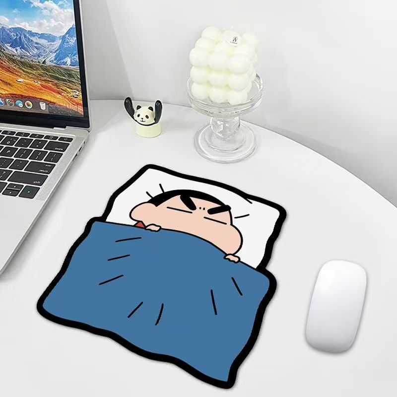 Leuke Crayon Shinchan muismat, - Desk Setup Ergonomic recensie en prijs