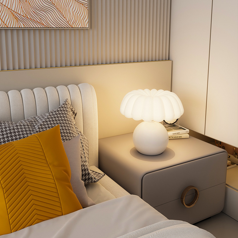 Crèmestijl Nachtkastje Lamp Fr - Desk Setup White recensie en prijs