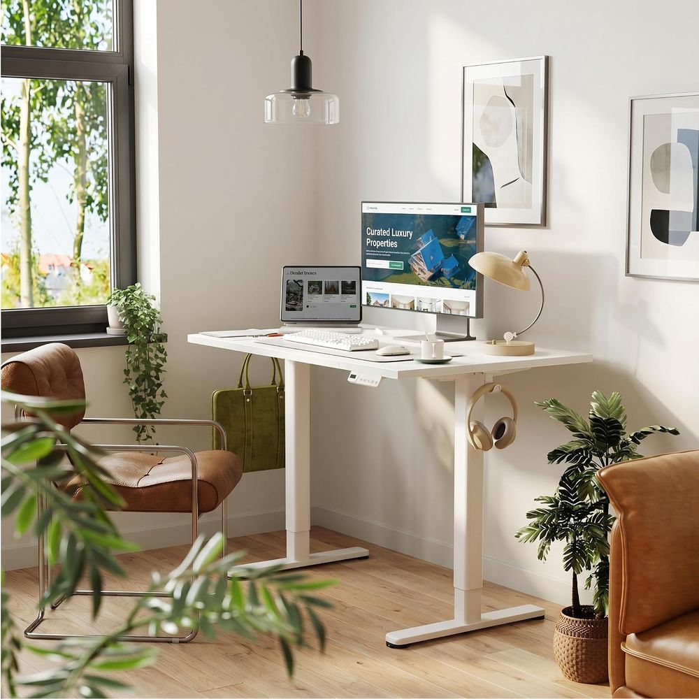 Gemotoriseerd verstelbaar bure - Desk Setup Dual Monitor recensie en prijs