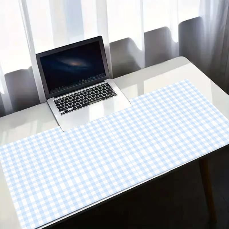 Grillige grote muismat Iron Ar - Desk Setup Ergonomics recensie en prijs